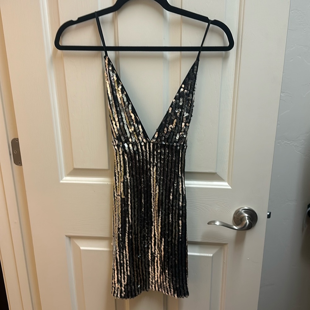 New years/ Vegas S silver sequin black dress